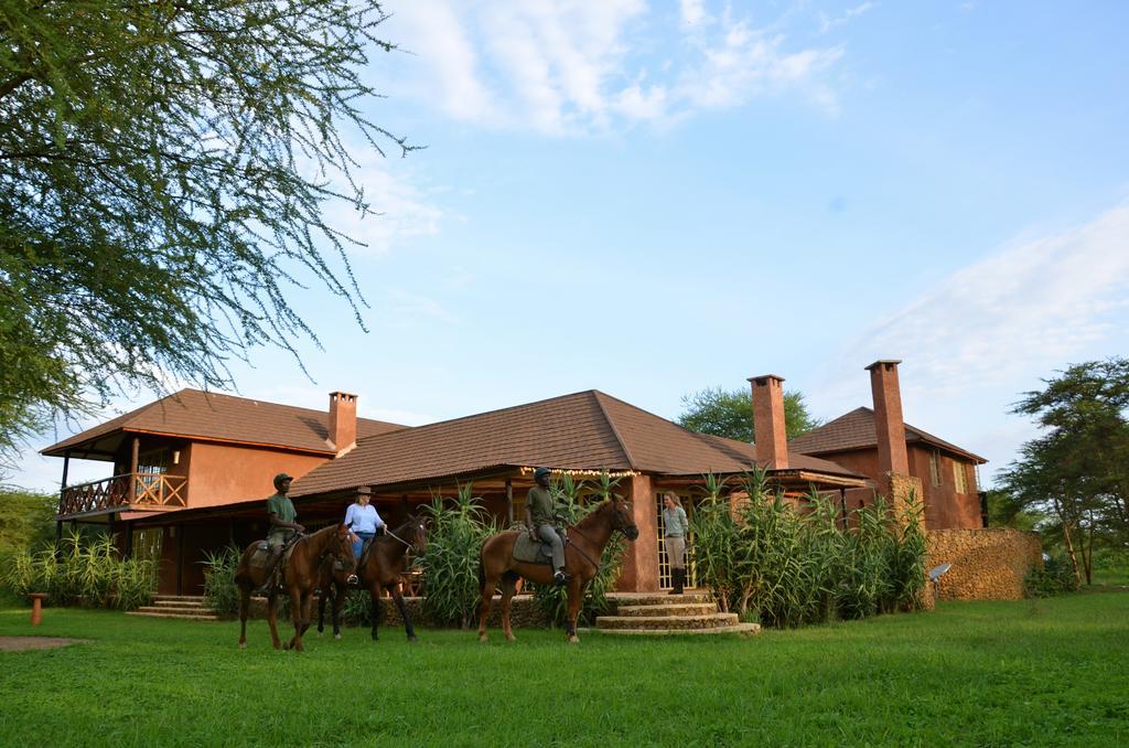 Kili Villa Kilimanjaro Luxury Retreat อารูชา ภายนอก รูปภาพ